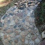 Creating A River Of Stones - The Benefits Of Garden Stone Flooring